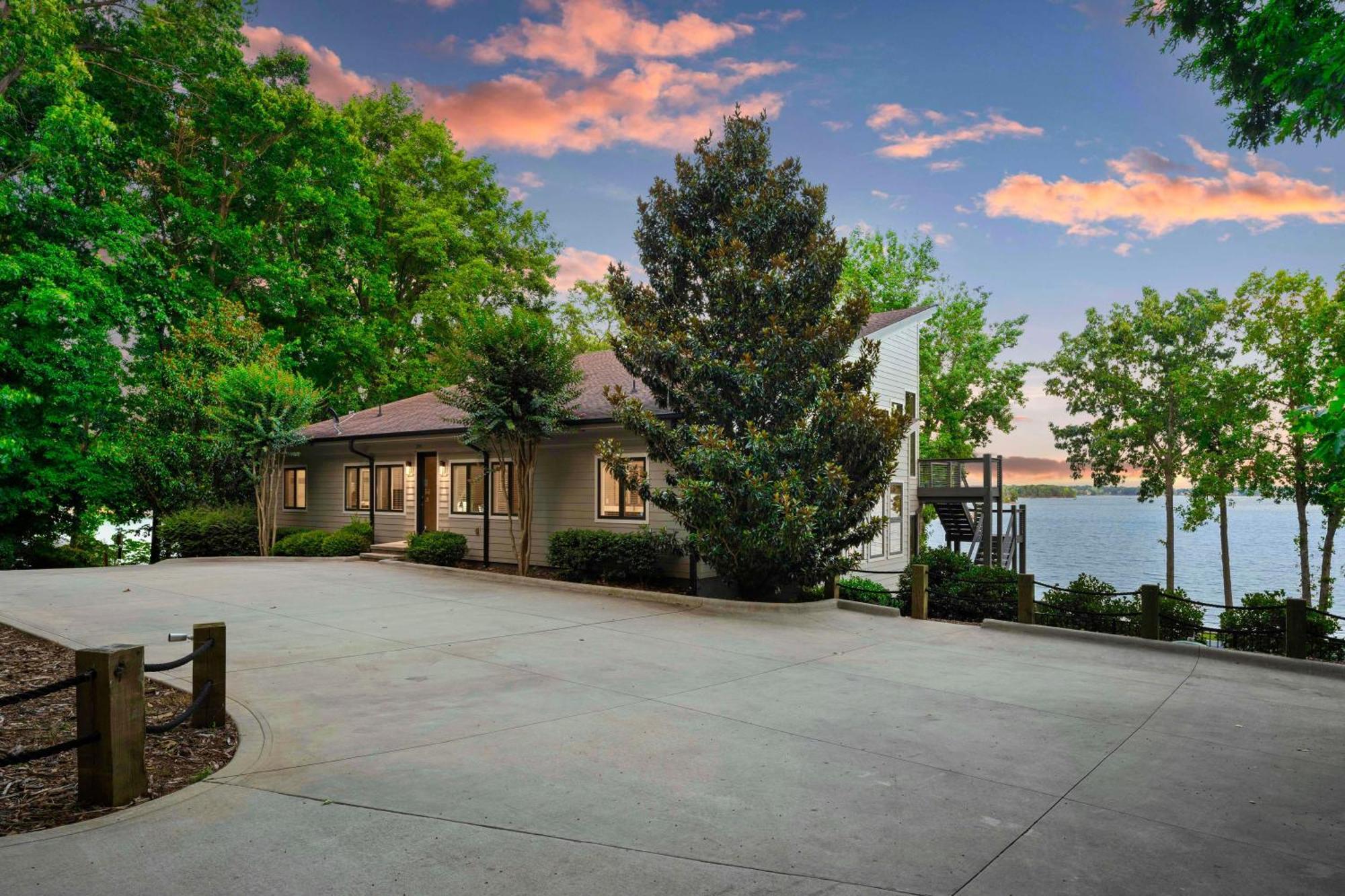 Lake Norman Getaway Mooresville Exterior photo