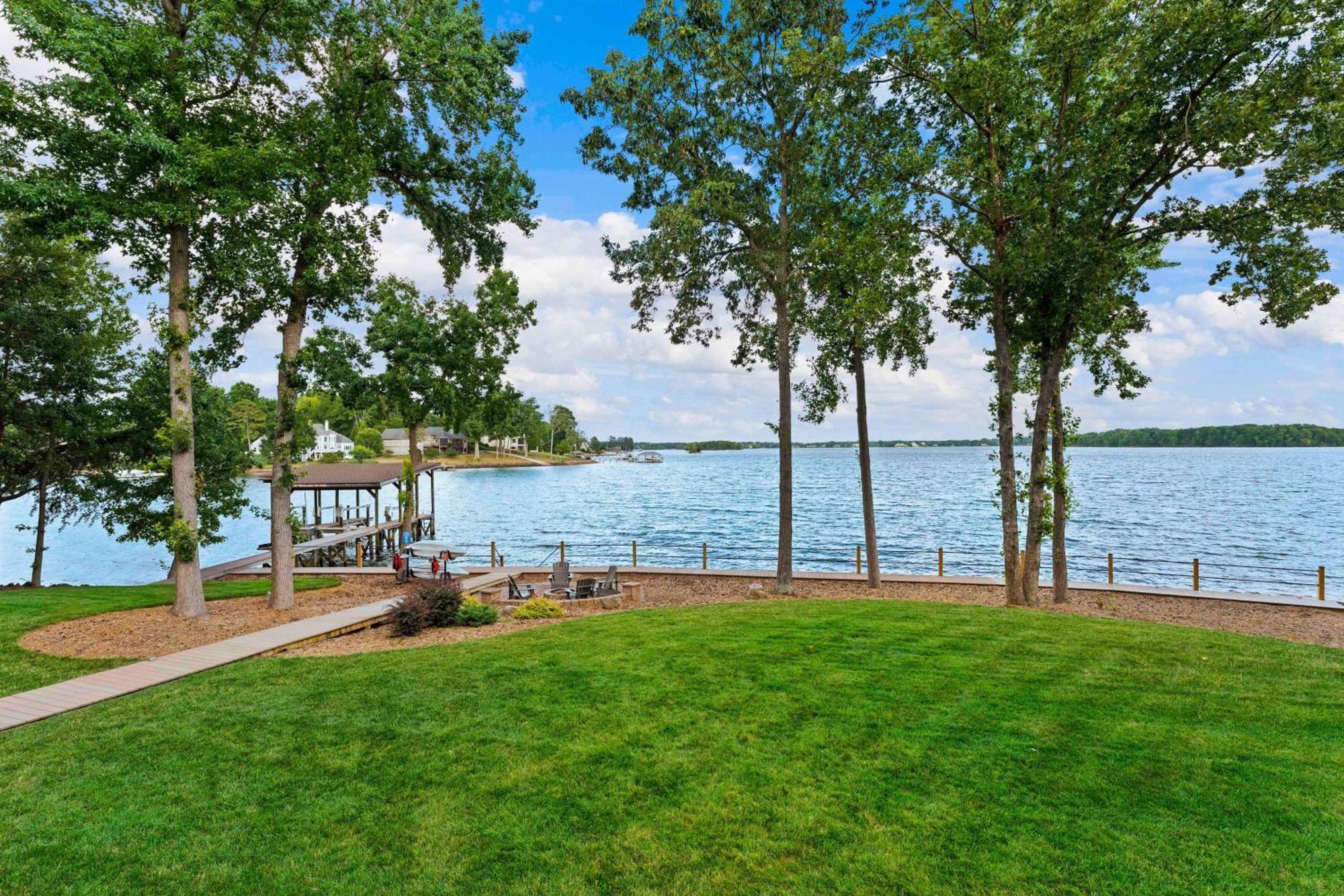 Lake Norman Getaway Mooresville Exterior photo
